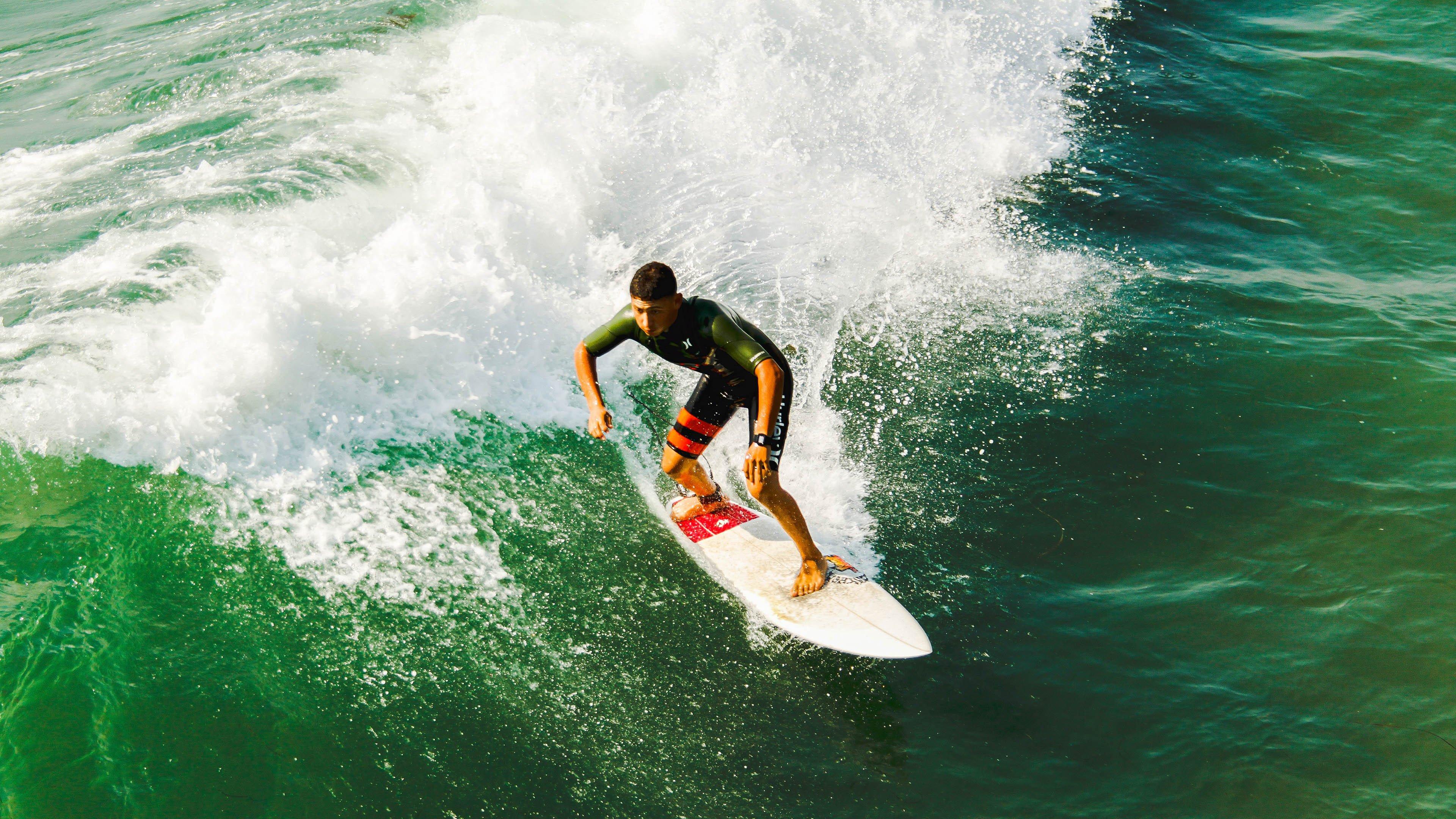 英媒曝曼联锁定特尔施特根为头号引援目标 奥纳纳主力位置恐受冲击