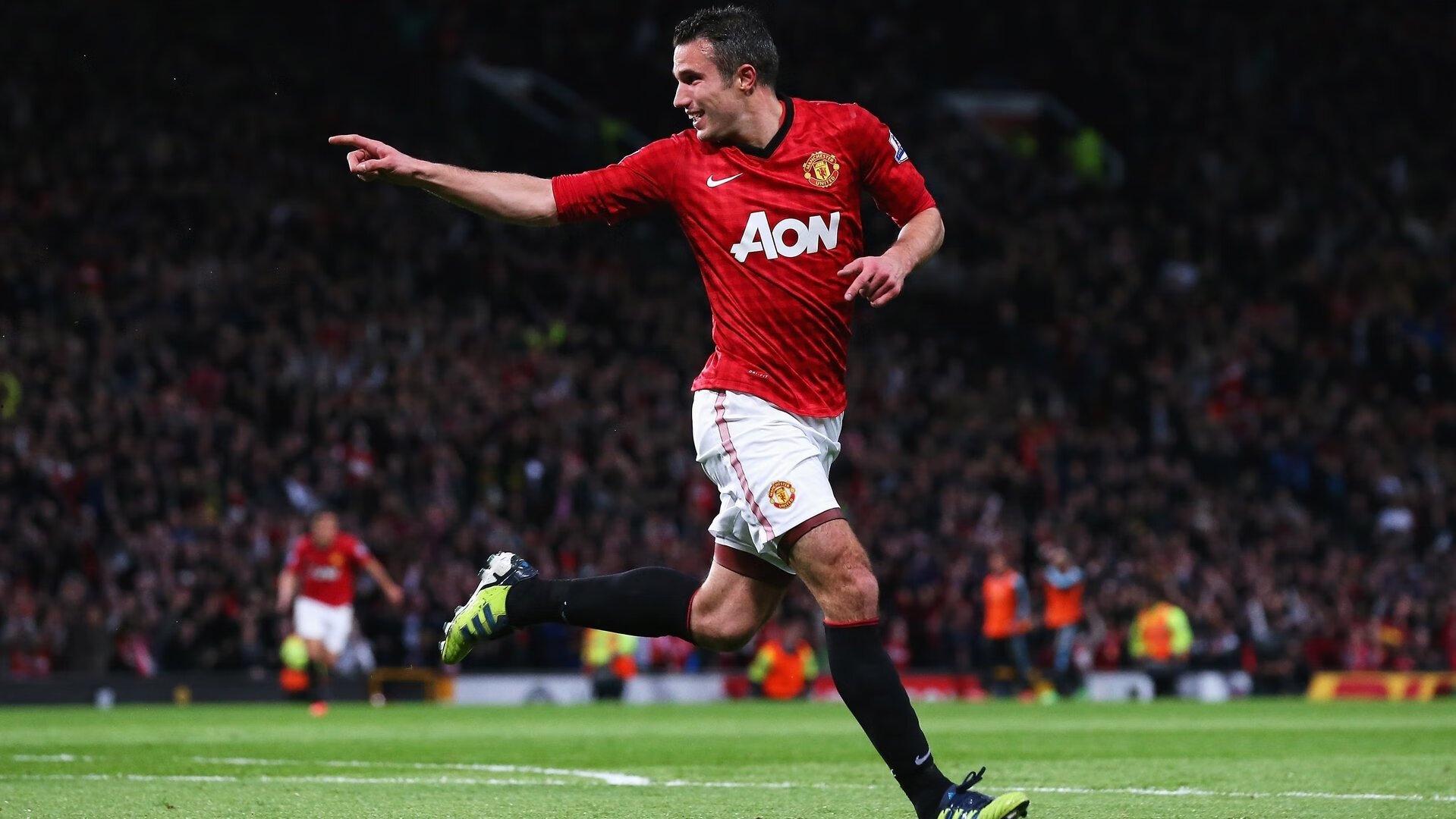 电讯报揭秘范尼莱斯特城执教风波，财务枷锁与体能训练引发更衣室震荡